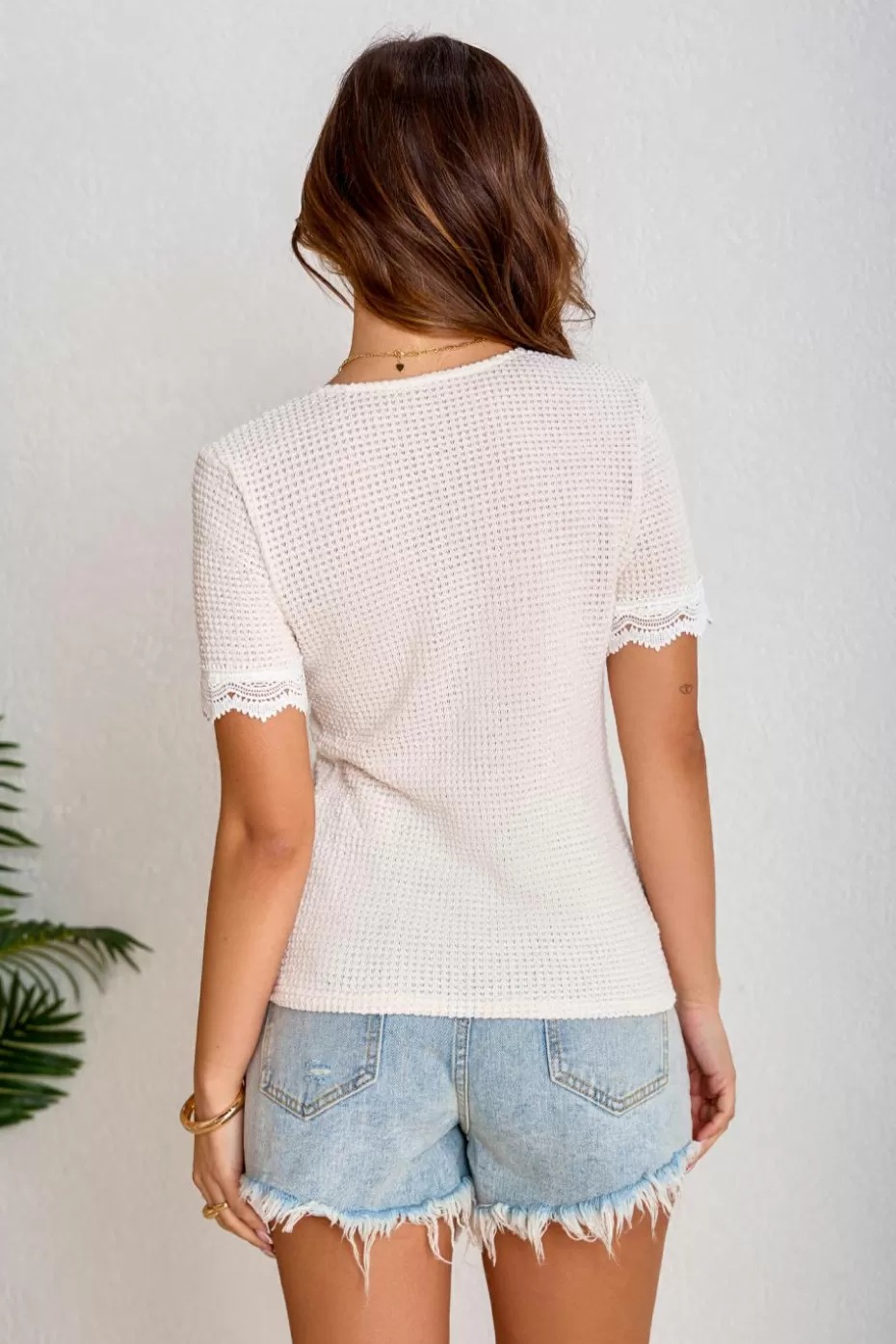 Cheap Cupshe V-Neck Lace Top Apricot