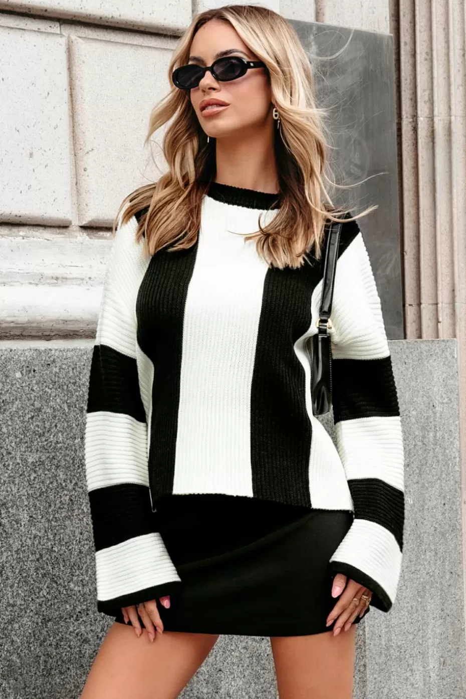 Cheap Cupshe & Beige Contrast Stripe Flared Sleeve Sweater Black
