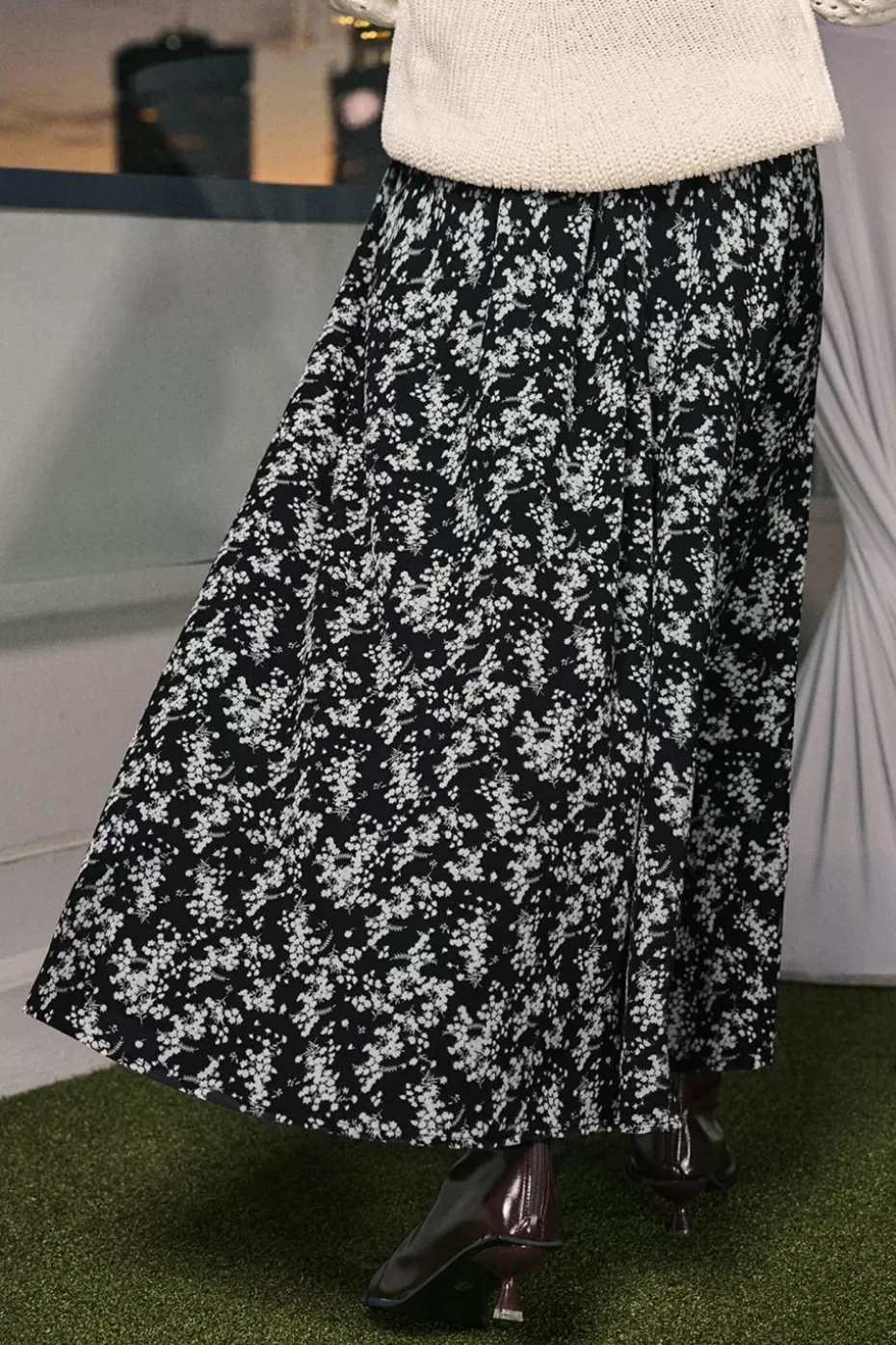 Sale Cupshe Ditsy Front Button Maxi Skirt Black