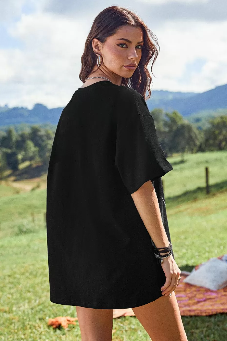 Hot Cupshe Embellished Drop Shoulder Tee Black