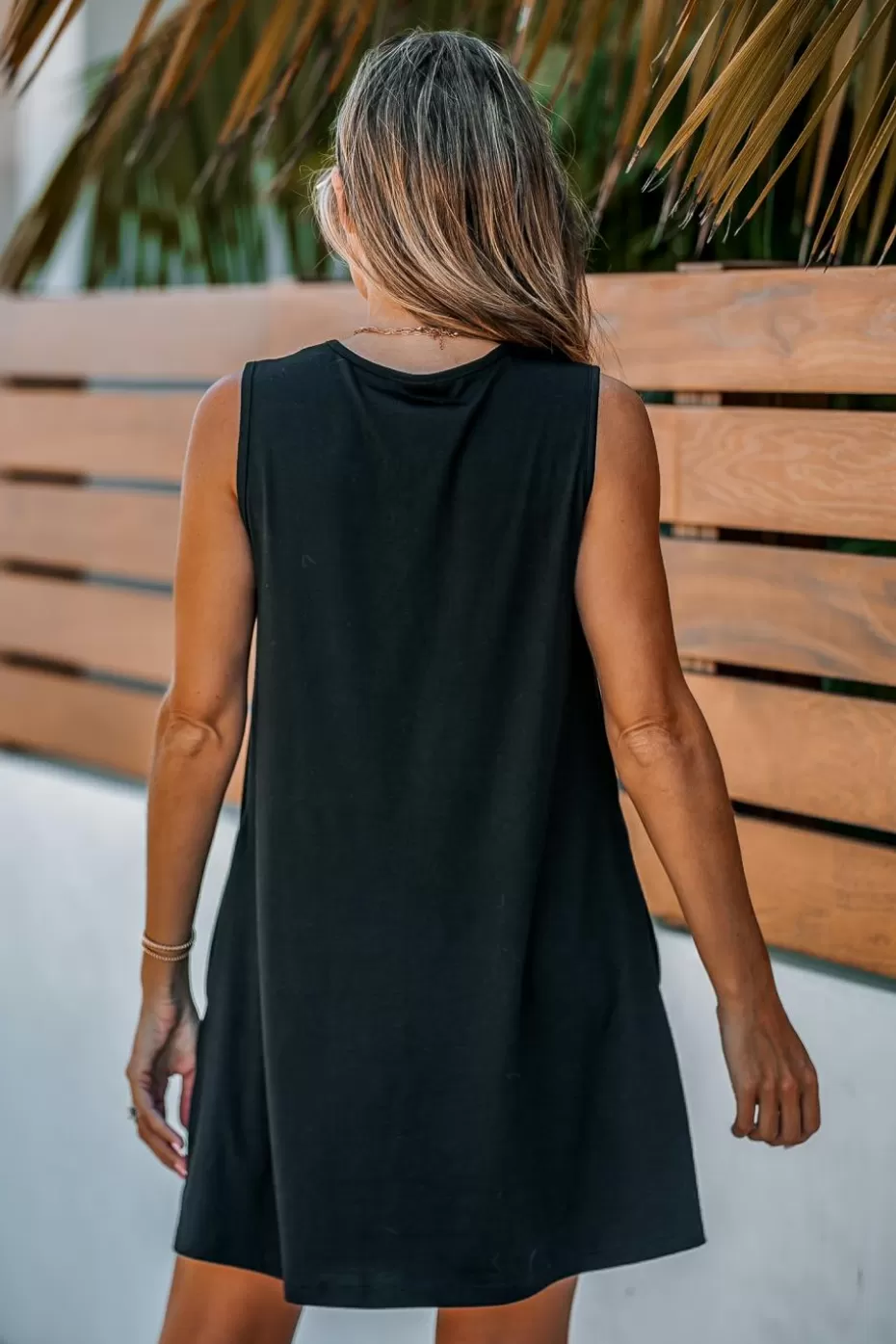 Cheap Cupshe Embroidered V-Neck Sleeveless Mini Dress Black