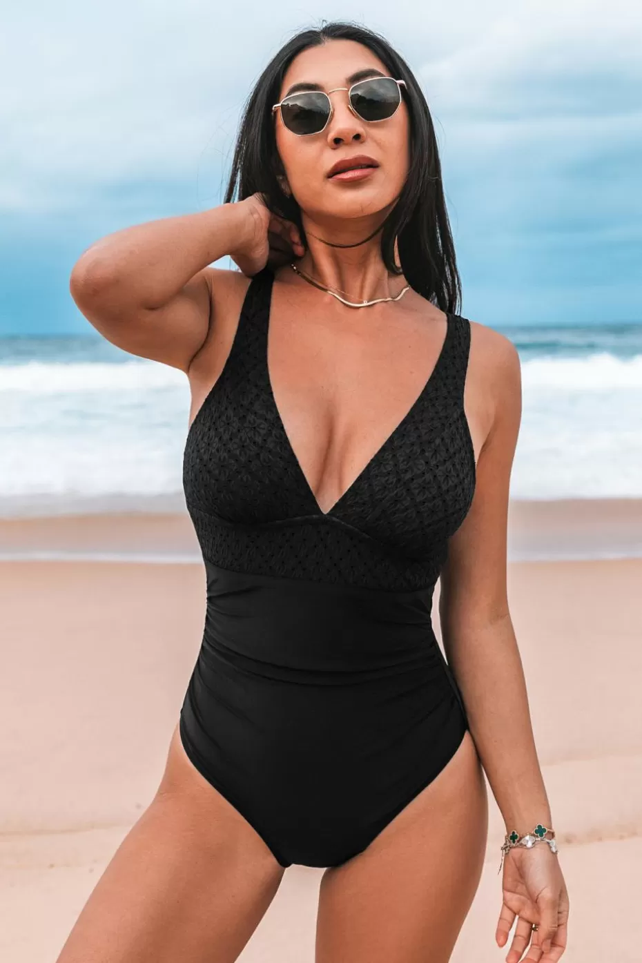 Store Cupshe Jacquard Plunging Tummy Control One-Piece Black