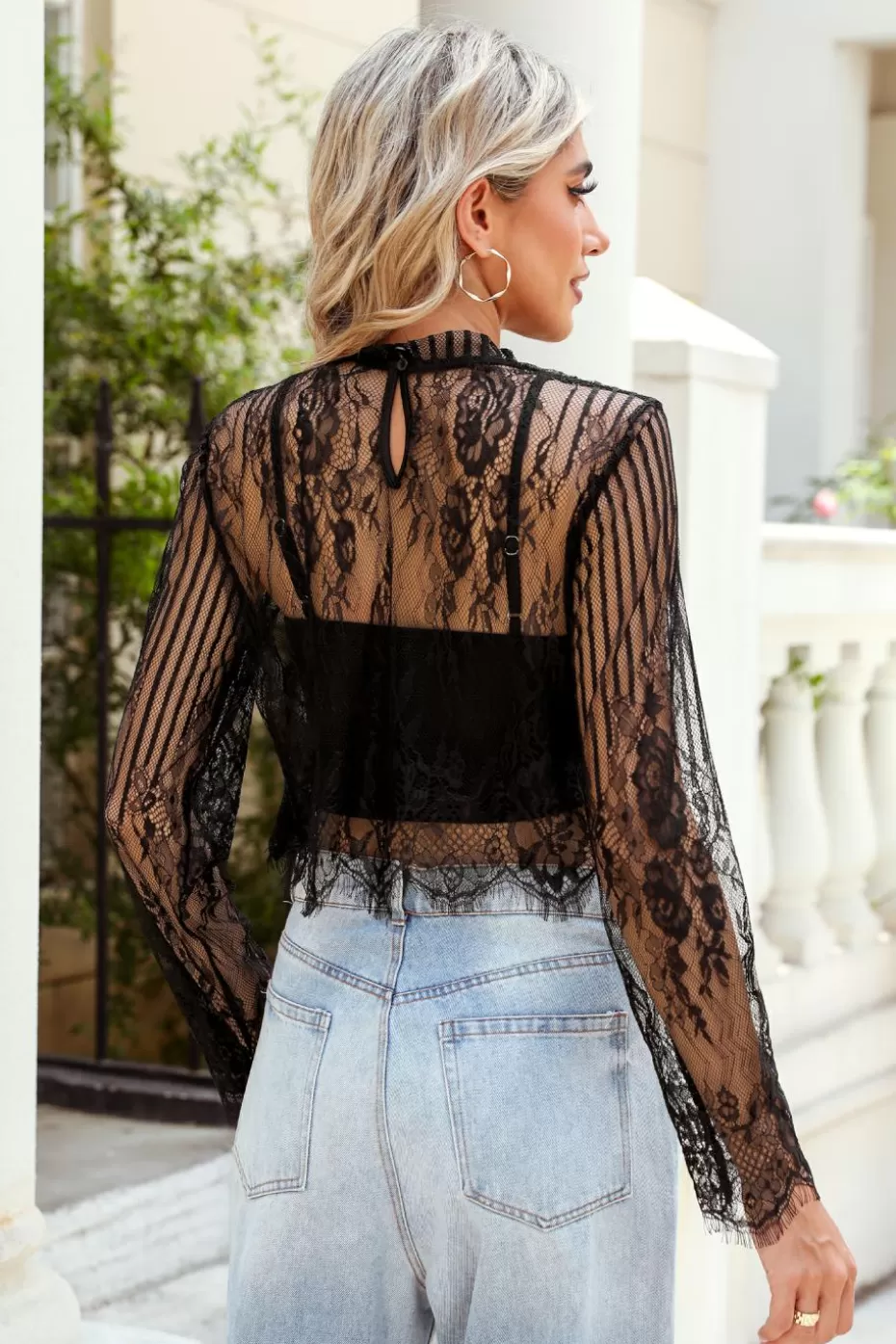 Clearance Cupshe Lace Scalloped Mockneck Top Black