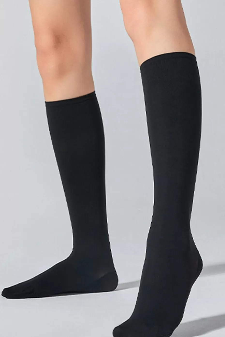 New Cupshe Red Heart Knee Socks Black