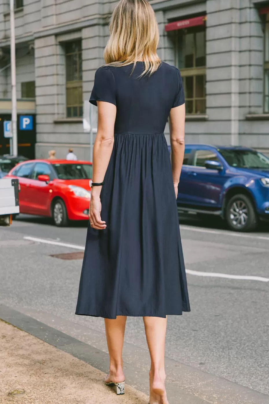 Flash Sale Cupshe Short Sleeve Front Button Midi Dress Black