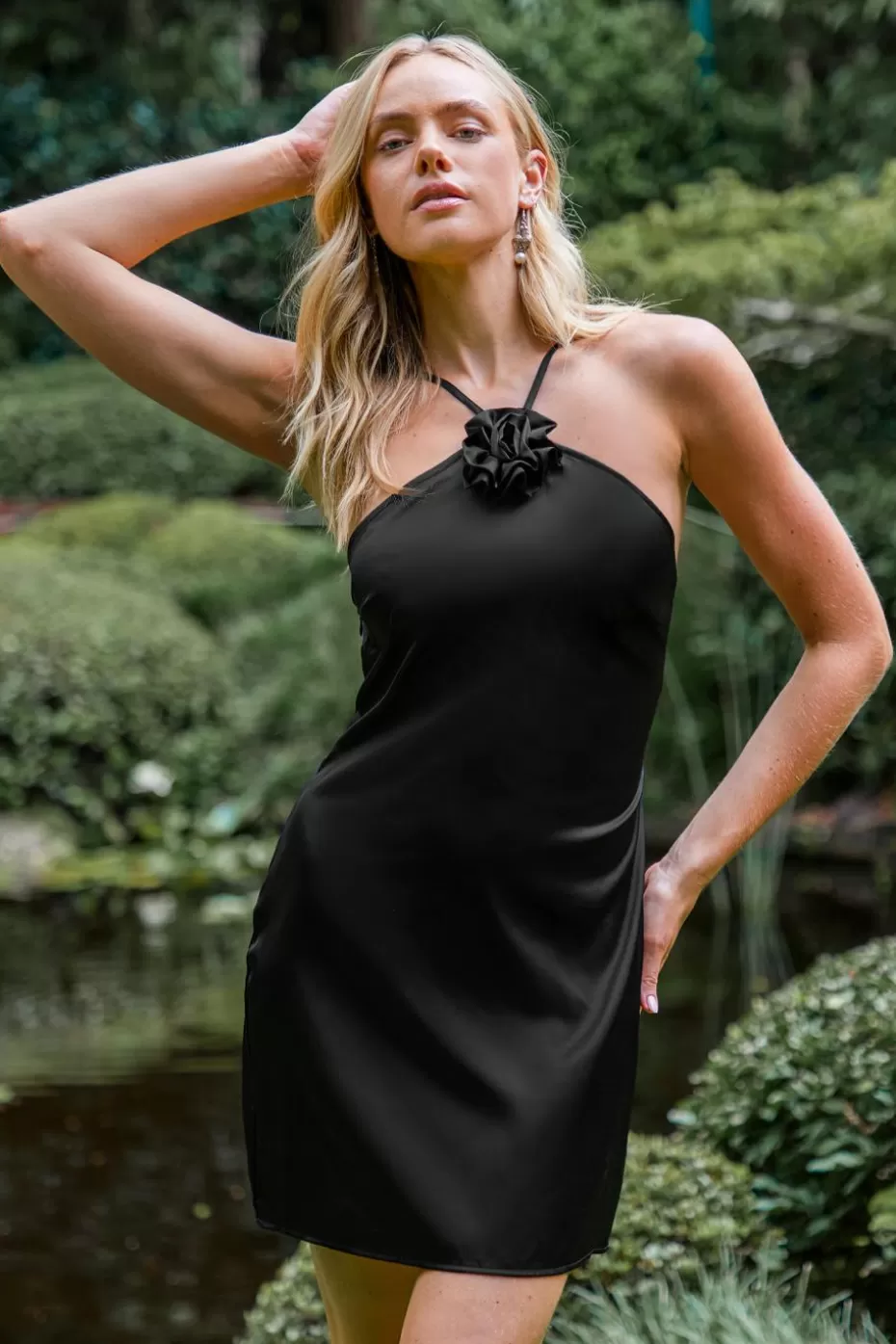 Cheap Cupshe Sleeveless High Neck Mini Dress Black