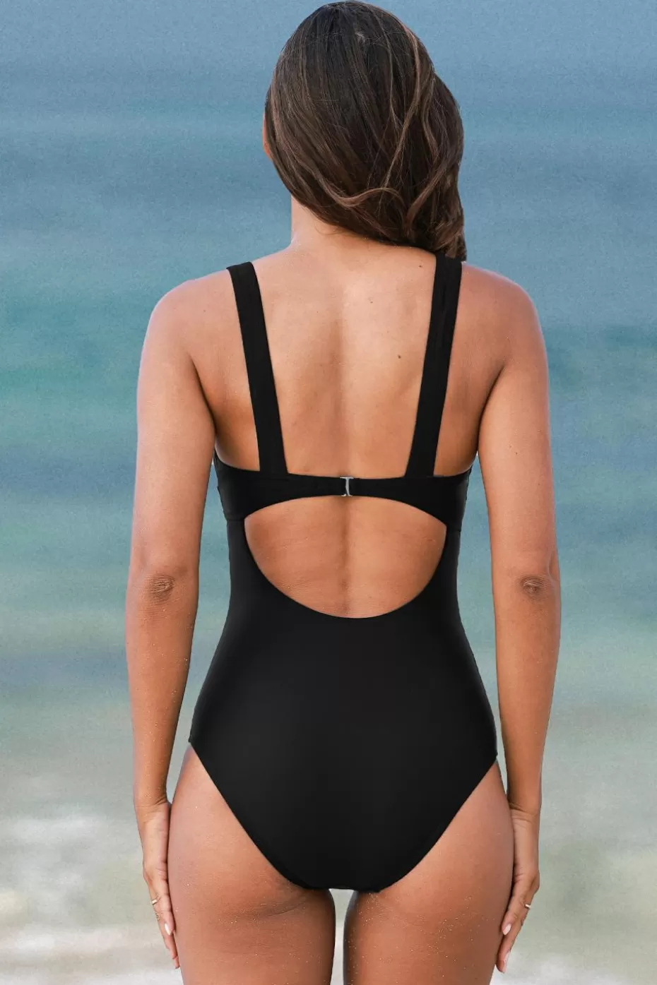 Sale Cupshe Twist & Keyhole Standard One-Piece Black