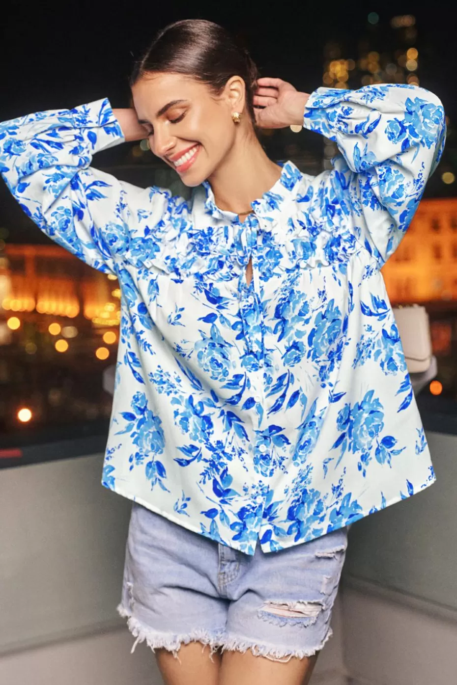 Cheap Cupshe & White Floral Split Neck Puff Sleeve Blouse Blue