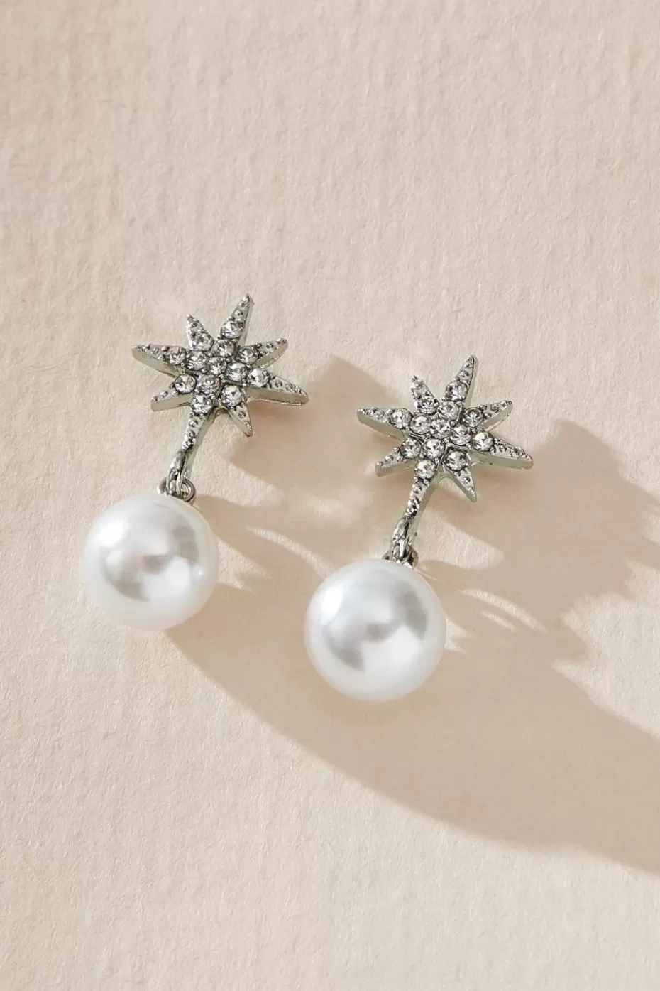 New Cupshe Clear Crystal Starburst Faux Pearl Drop Earrings White