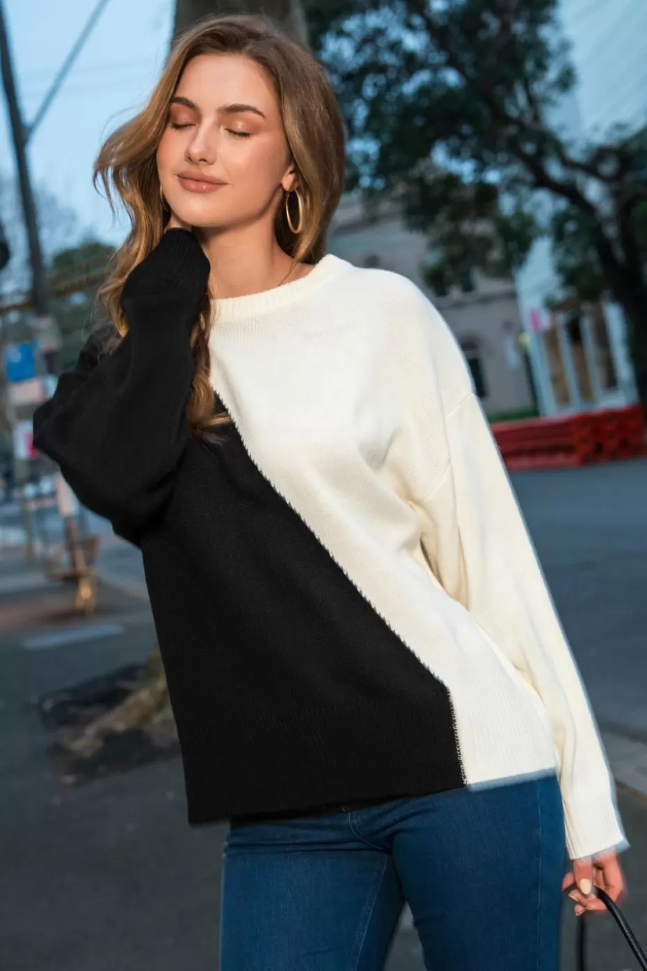 Hot Cupshe Cream & Asymmetrical Colorblock Sweater Black