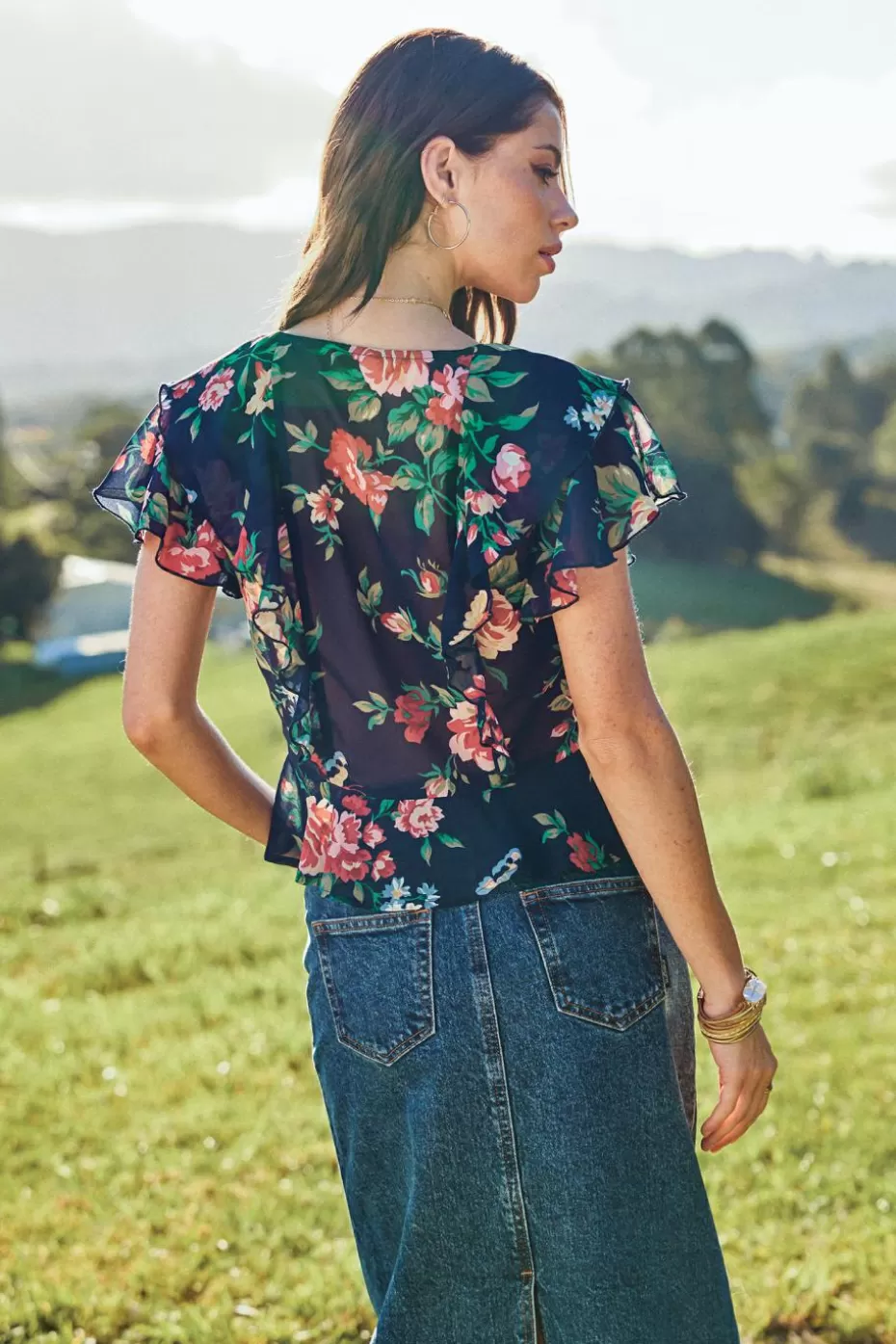 Discount Cupshe Dark Floral Ruffled Flutter Sleeve Blouse Dark Navy