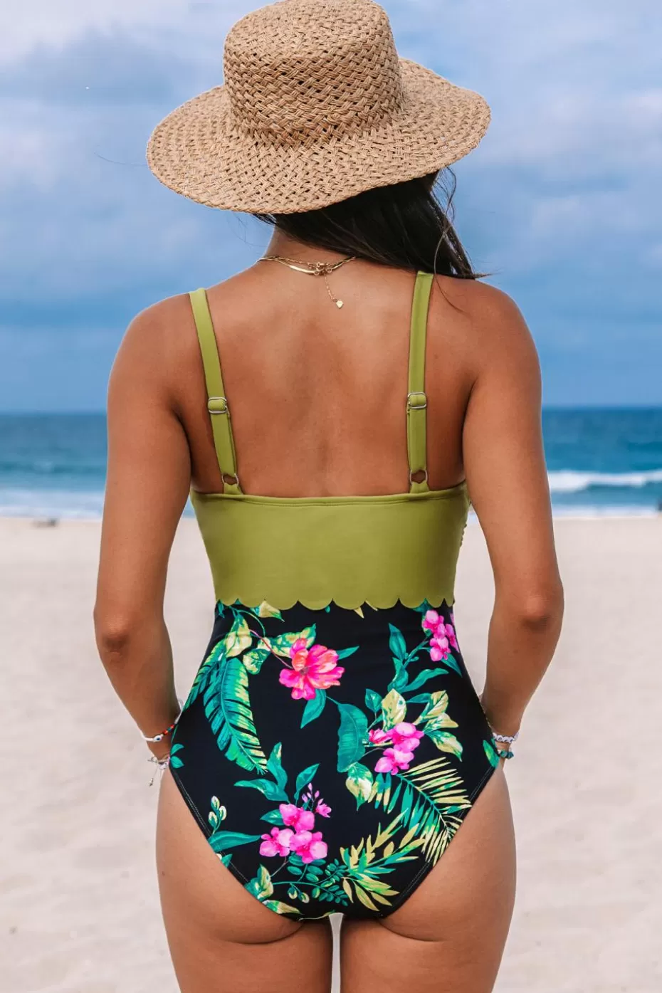 Cheap Cupshe Deep Jungle Tropical & Solids Tummy Control One-Piece Grass