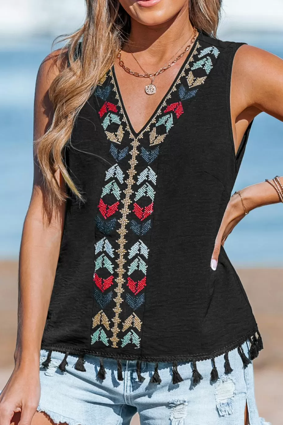 Cheap Cupshe Embroidered Tassel V-Neck Top Black
