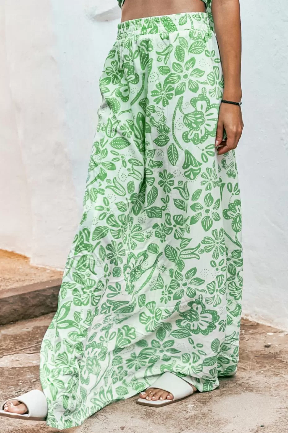 Online Cupshe Floral Print Smocked Maxi Skirt White