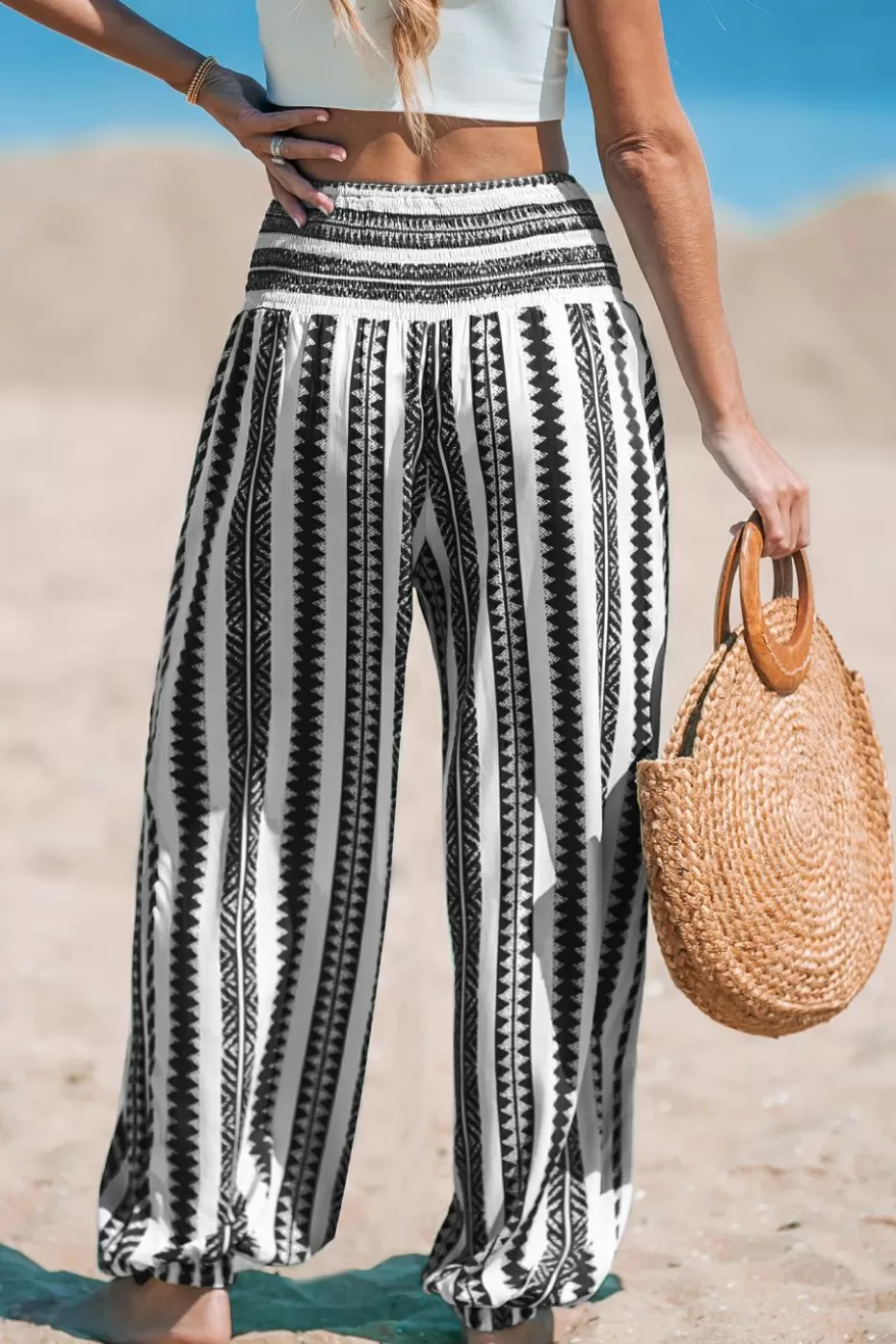 Sale Cupshe Geo Print High-Rise Joggers Black