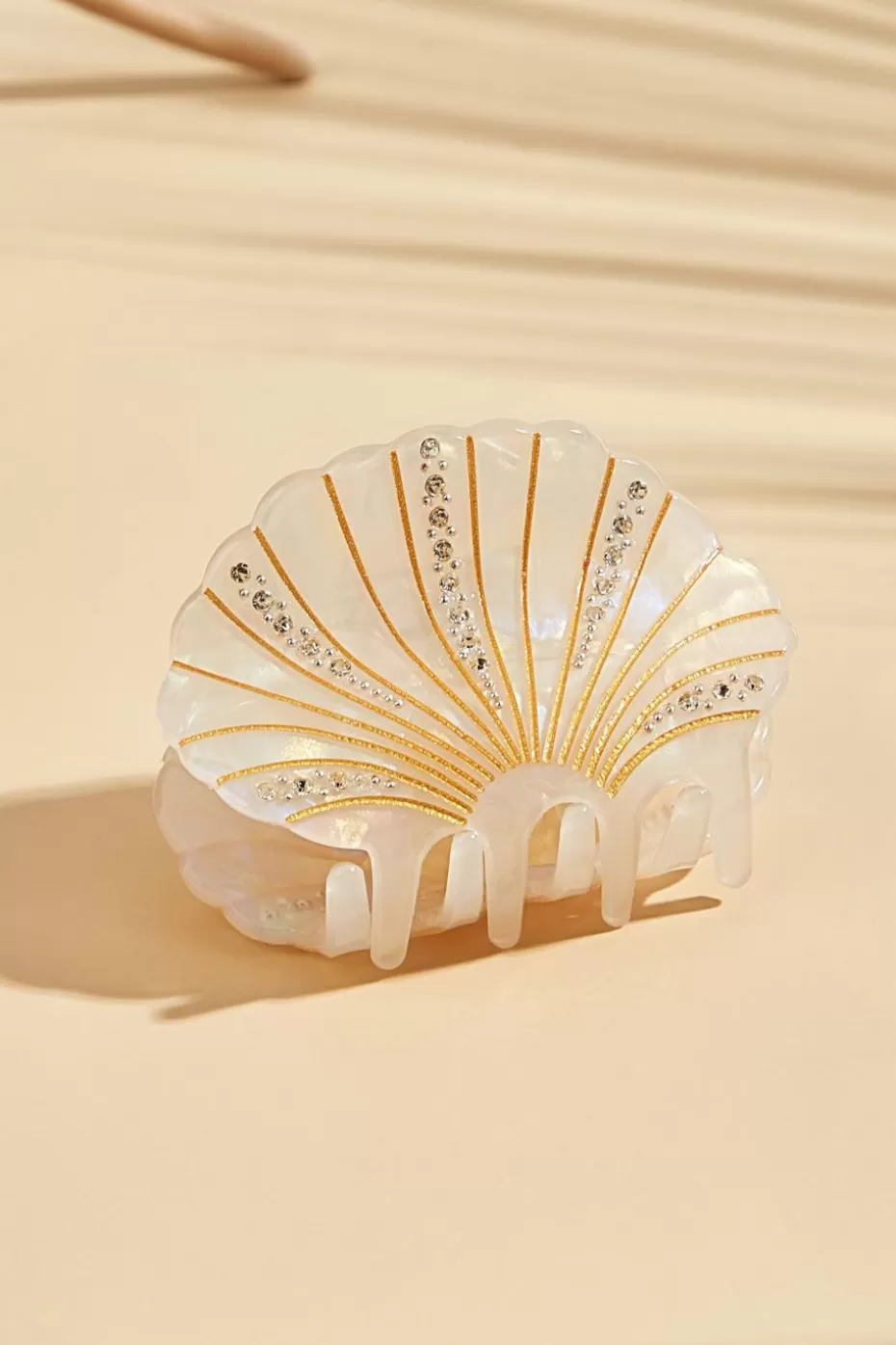 Cheap Cupshe & Glitter Shell Hair Clip Gold