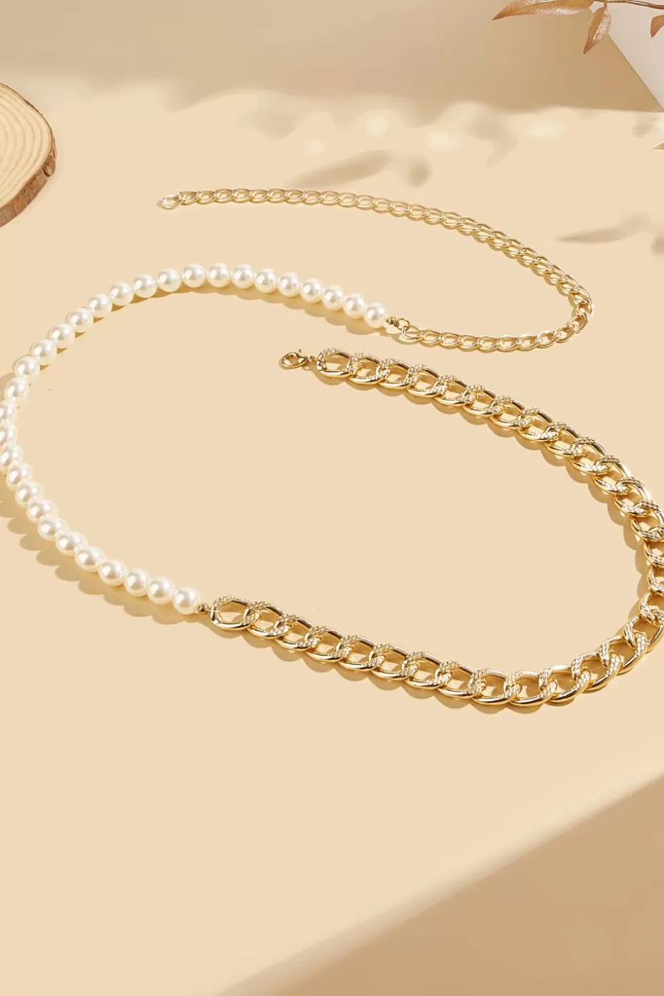 Cheap Cupshe -Tone Chainlink & Faux Pearl Belt Gold