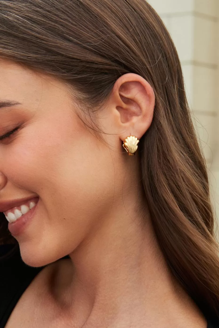 Shop Cupshe Gold-Tone Shell Earrings Goldenrod