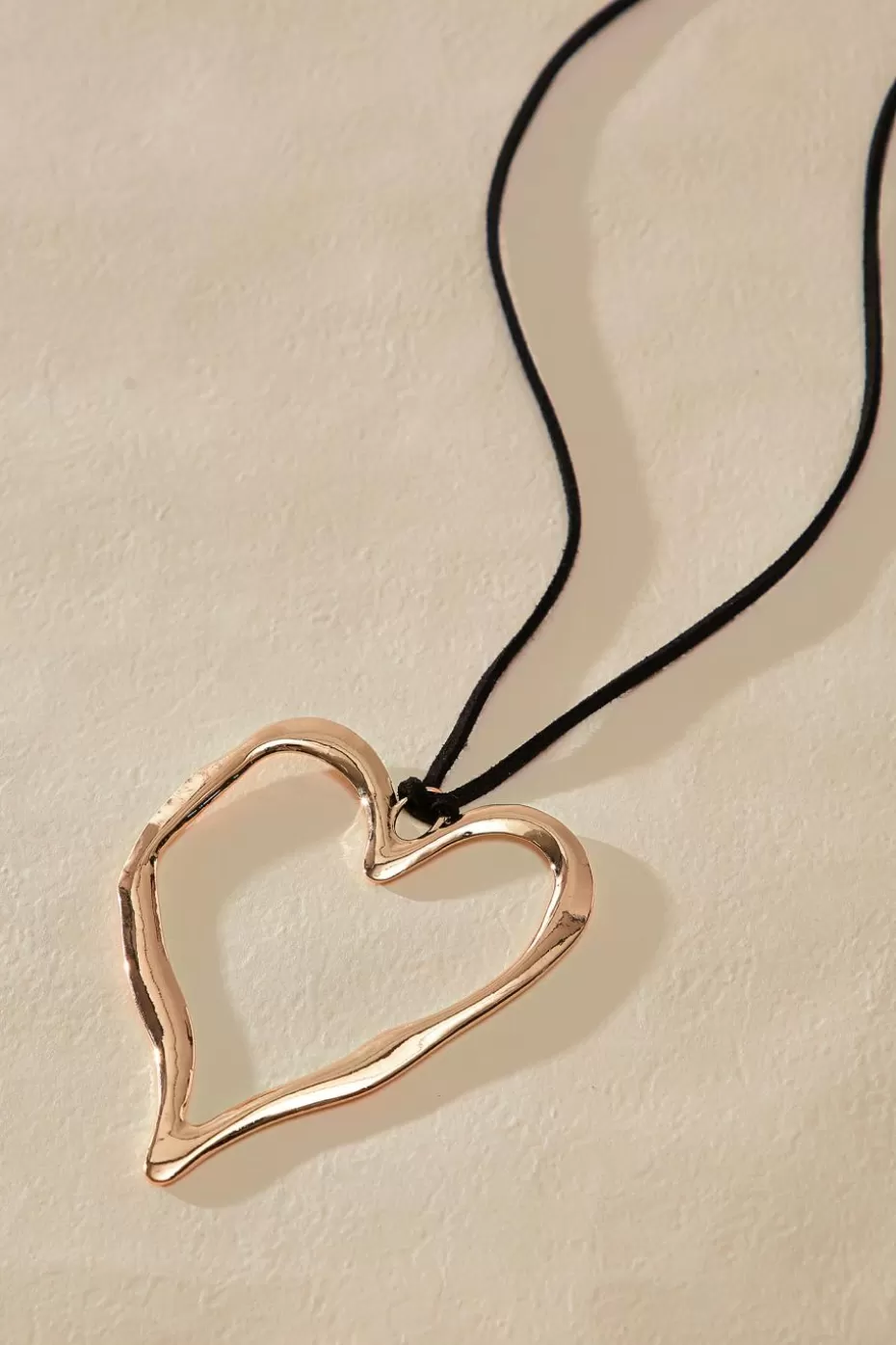 Outlet Cupshe Gold-Tone Wraparound Heart Choker Goldenrod