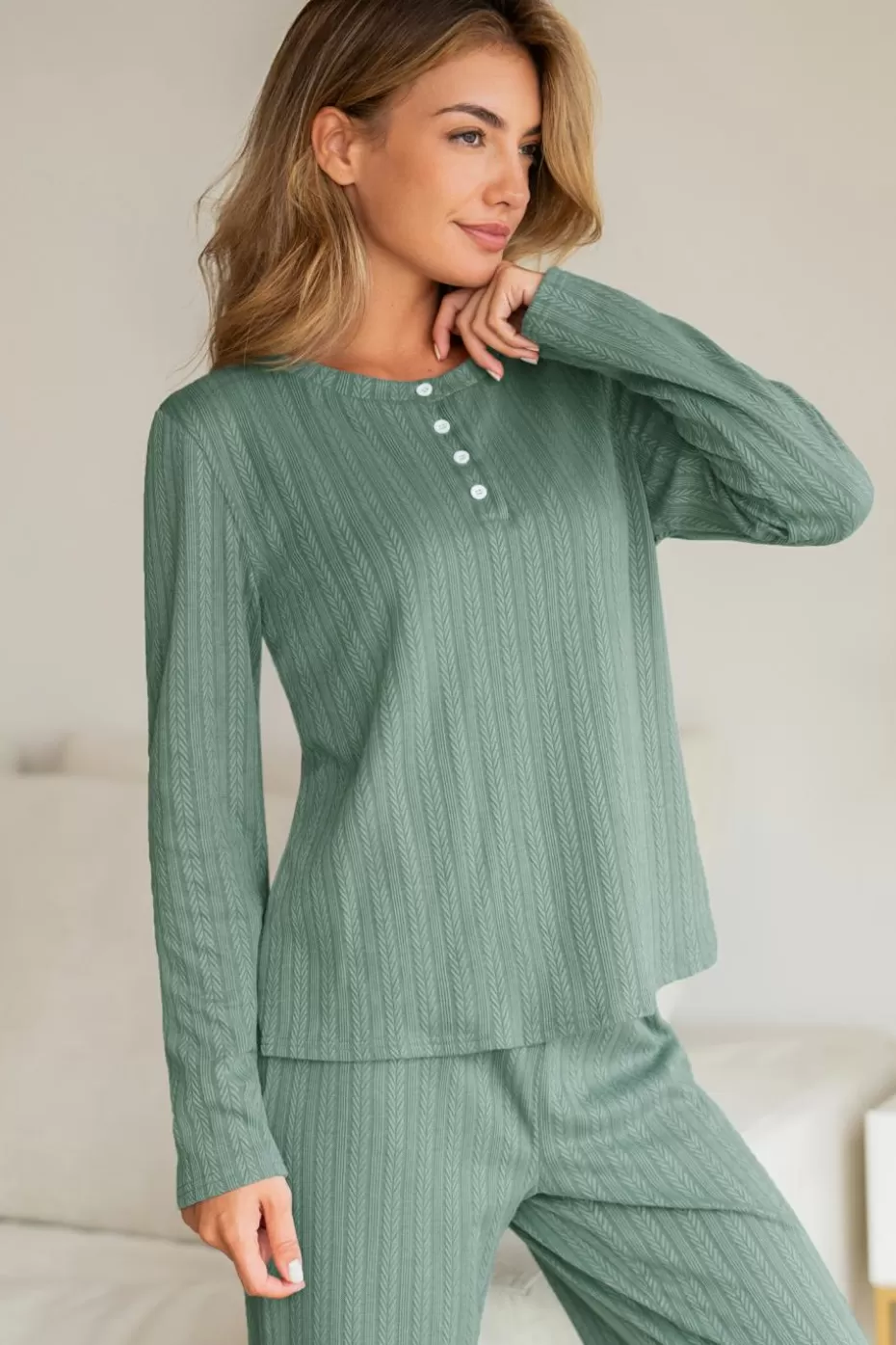 Shop Cupshe Green Long Sleeve Pajama Top & Pants Set Grass