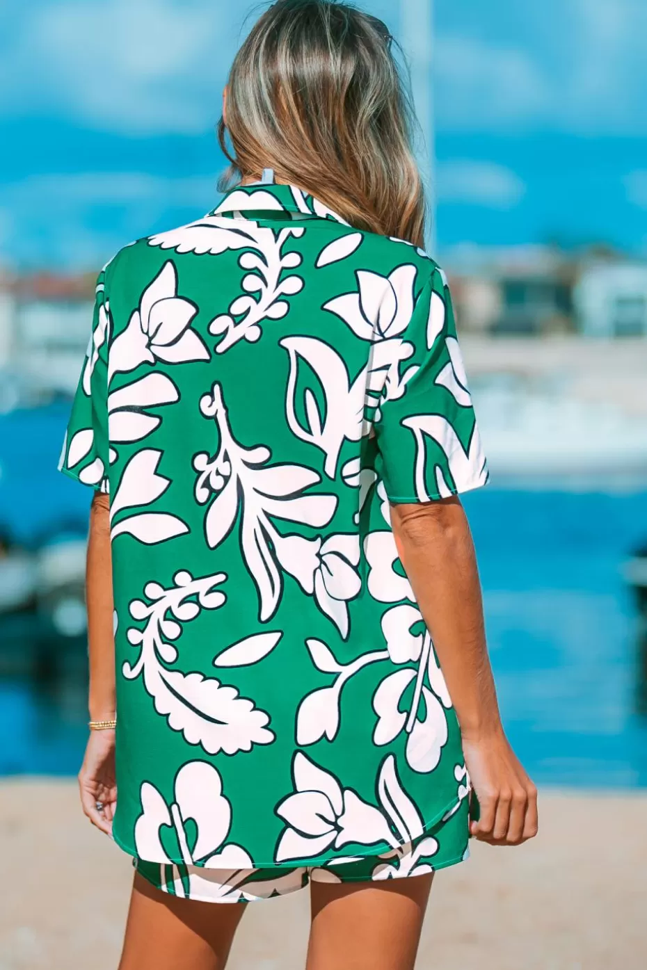 Hot Cupshe Tropical Collared Button Up Blouse Green