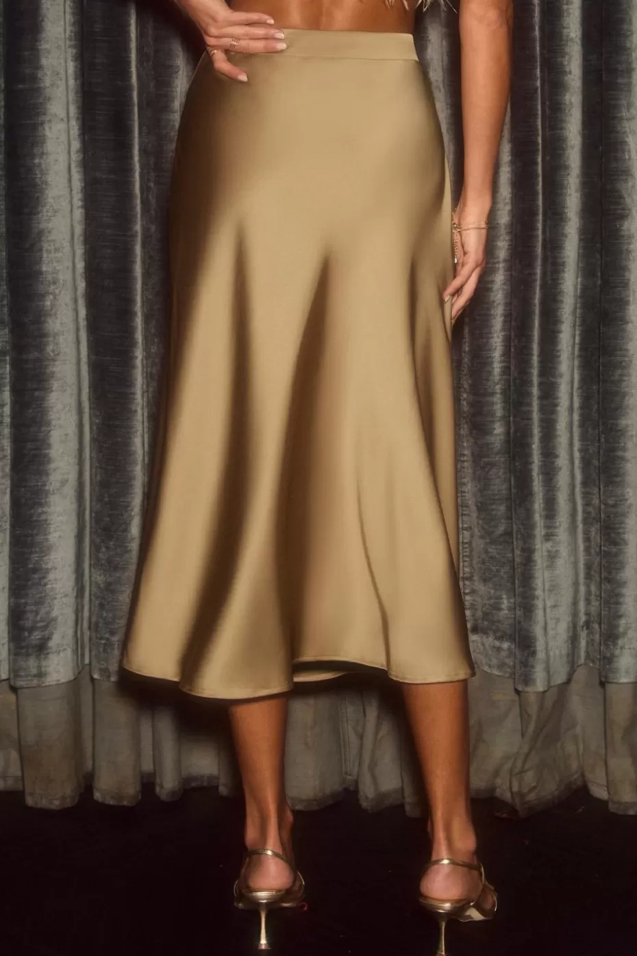 Fashion Cupshe Satin Midi Skirt Light Brown