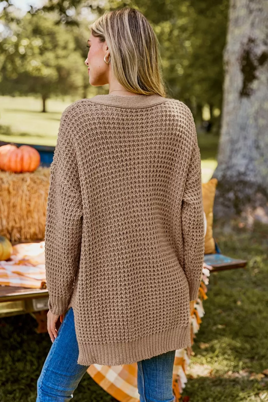 Cheap Cupshe V-Neck Long Sleeve Henley Sweater Light Brown