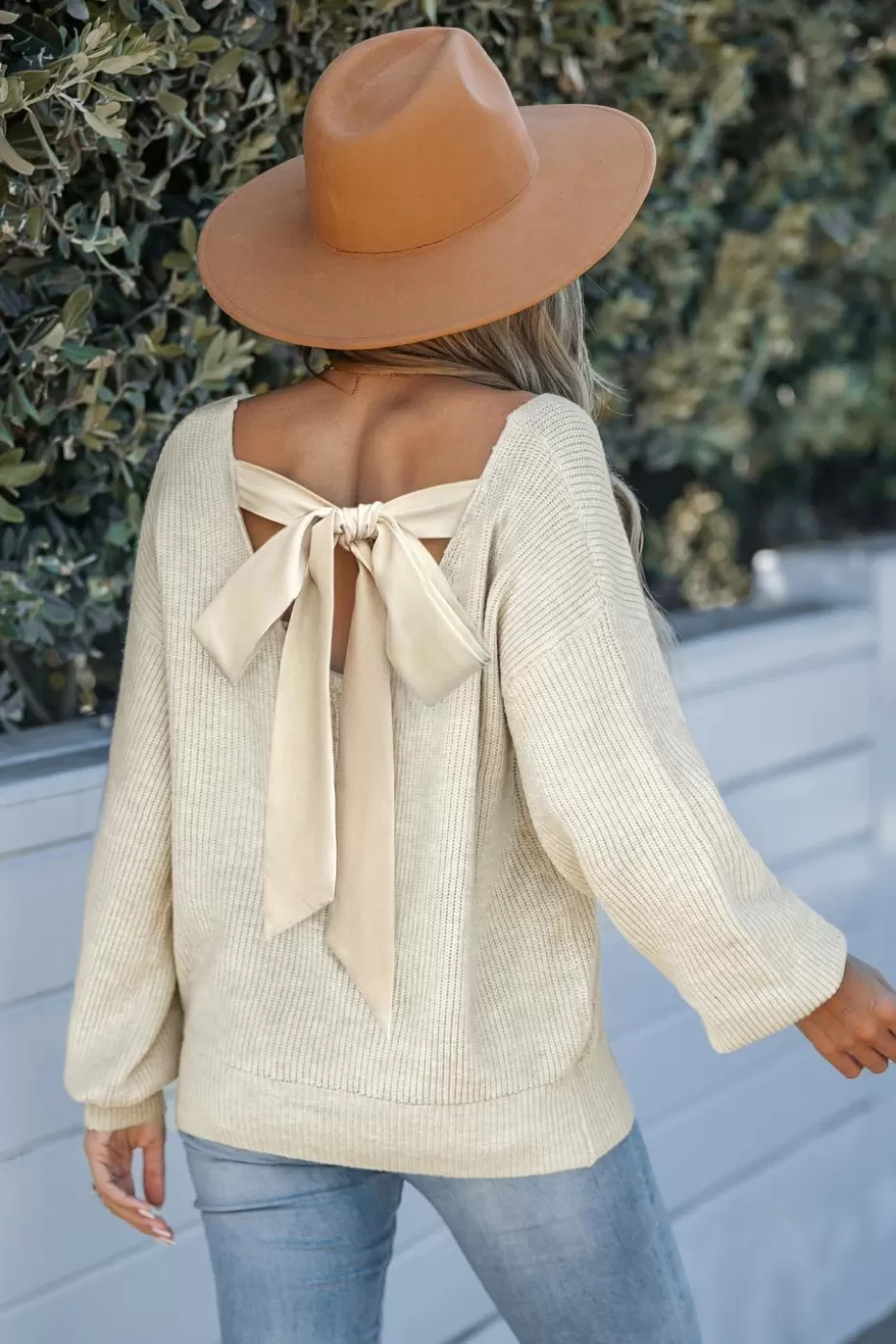 Outlet Cupshe Long Sleeve V-Neck Bow Sweater Apricot