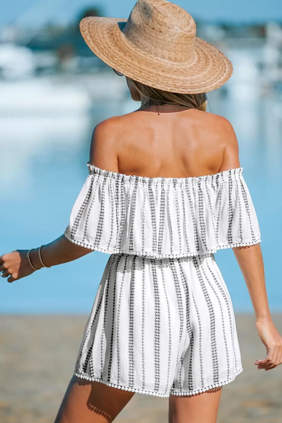 Store Cupshe Off-Shoulder Flounce Neckline Romper White
