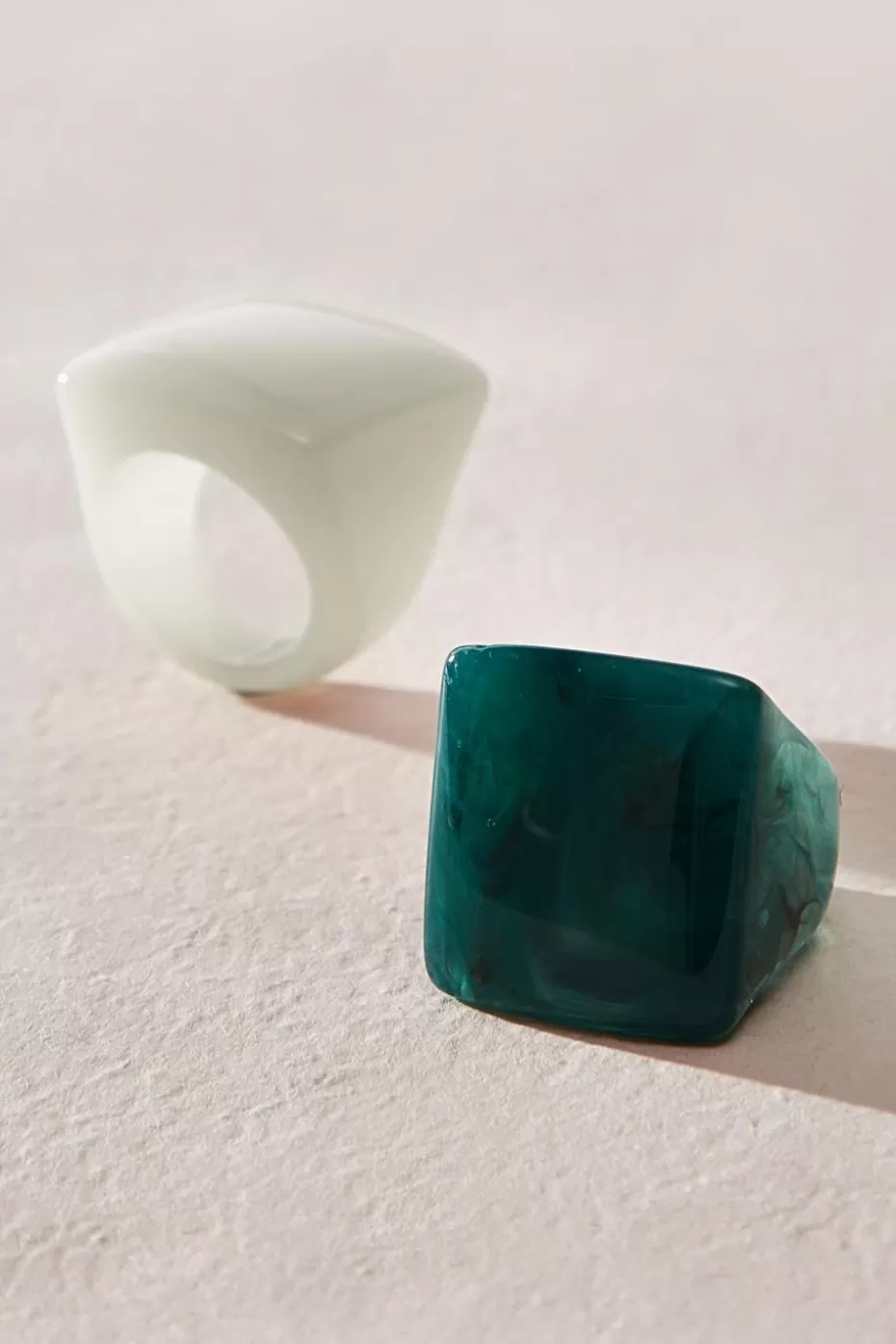 New Cupshe Oversized Costume Ringa Emerald