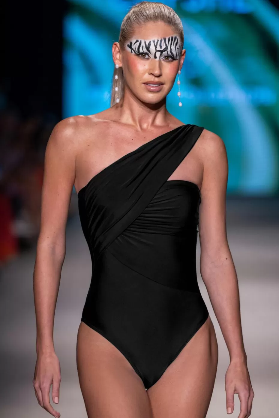 Fashion Cupshe Recycled Asymmetrical One-Shoulder One-Piece Black