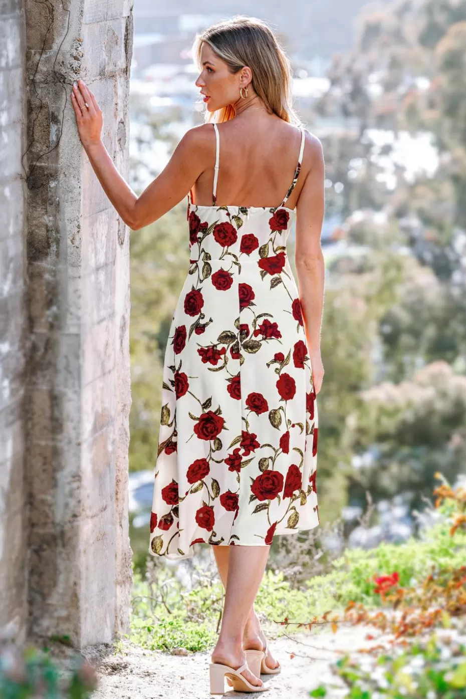 Outlet Cupshe Red Rose Cowl Neck Sleeveless Midi Dress Apricot