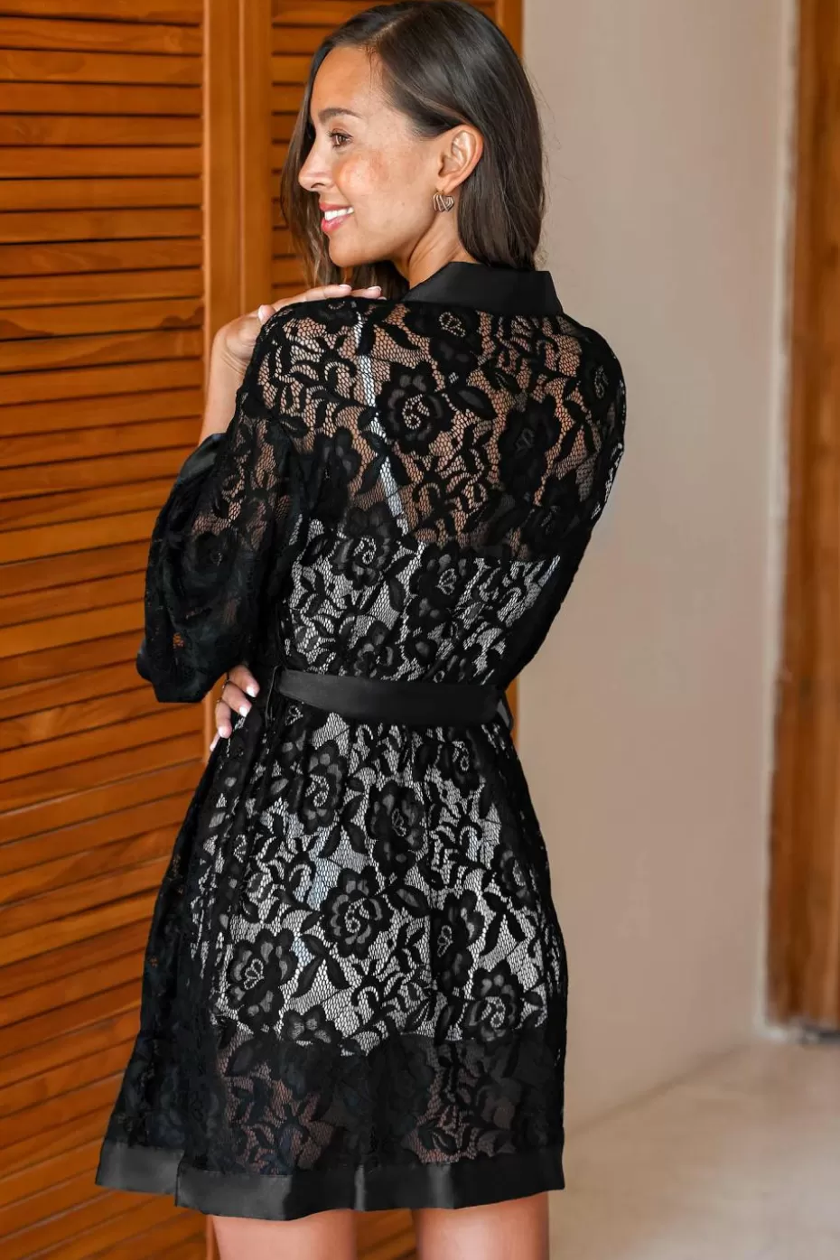 Online Cupshe Satin & Lace Robe Black
