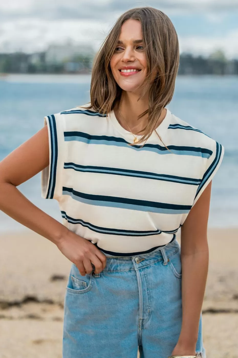 Cheap Cupshe Striped Round Neck Muscle Tee White
