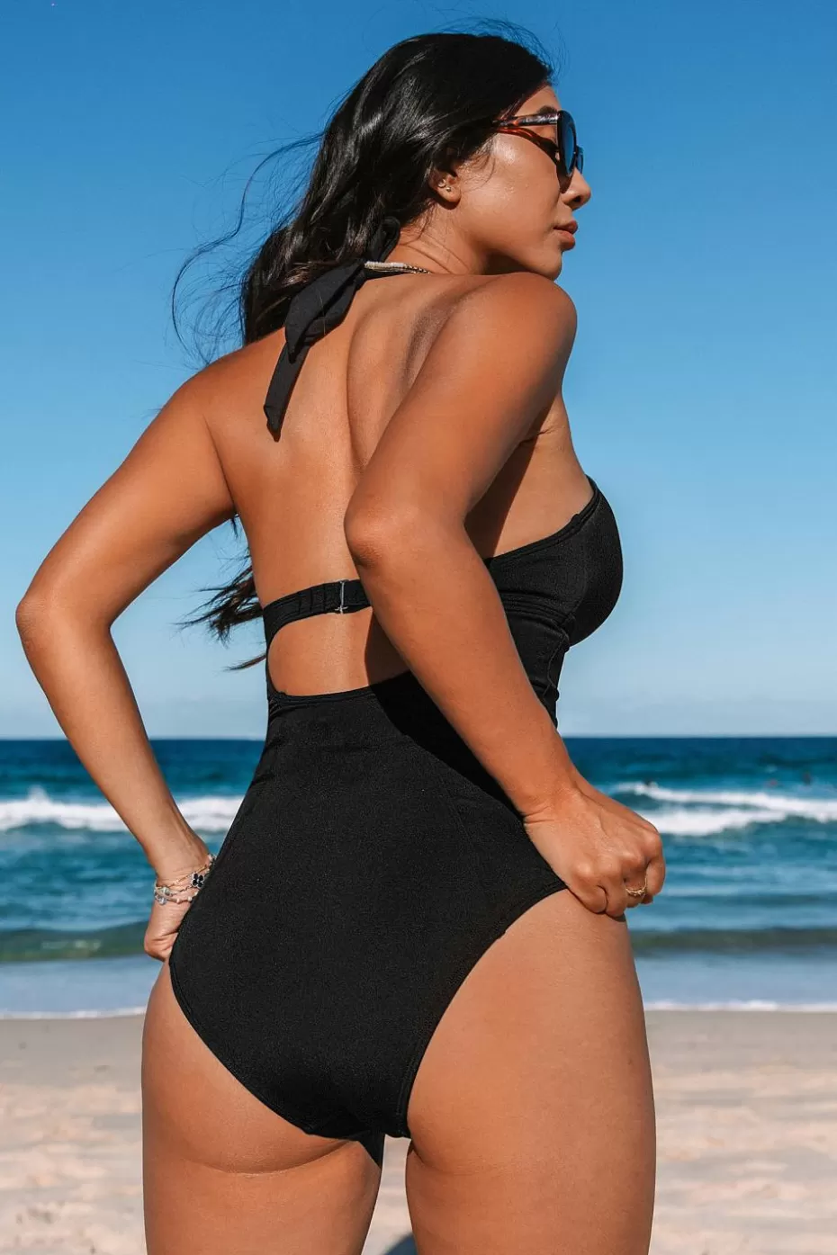 Clearance Cupshe Super Bloom Plunging Sweetheart Slim & Sculpt One-Piece Black