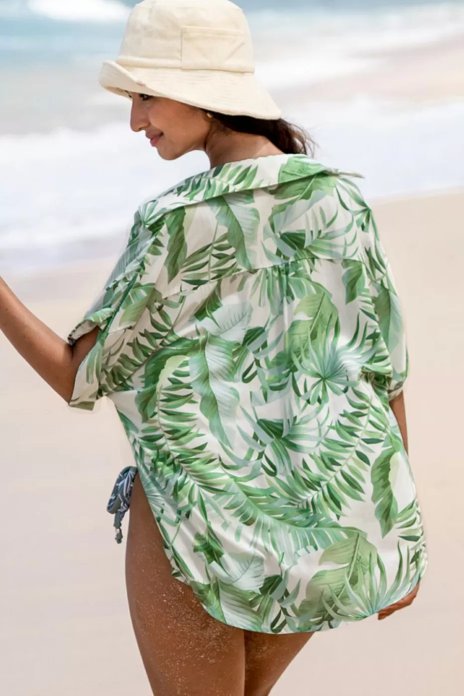 Cheap Cupshe Tropical Collared Button-Up Short Sleeve Top Green