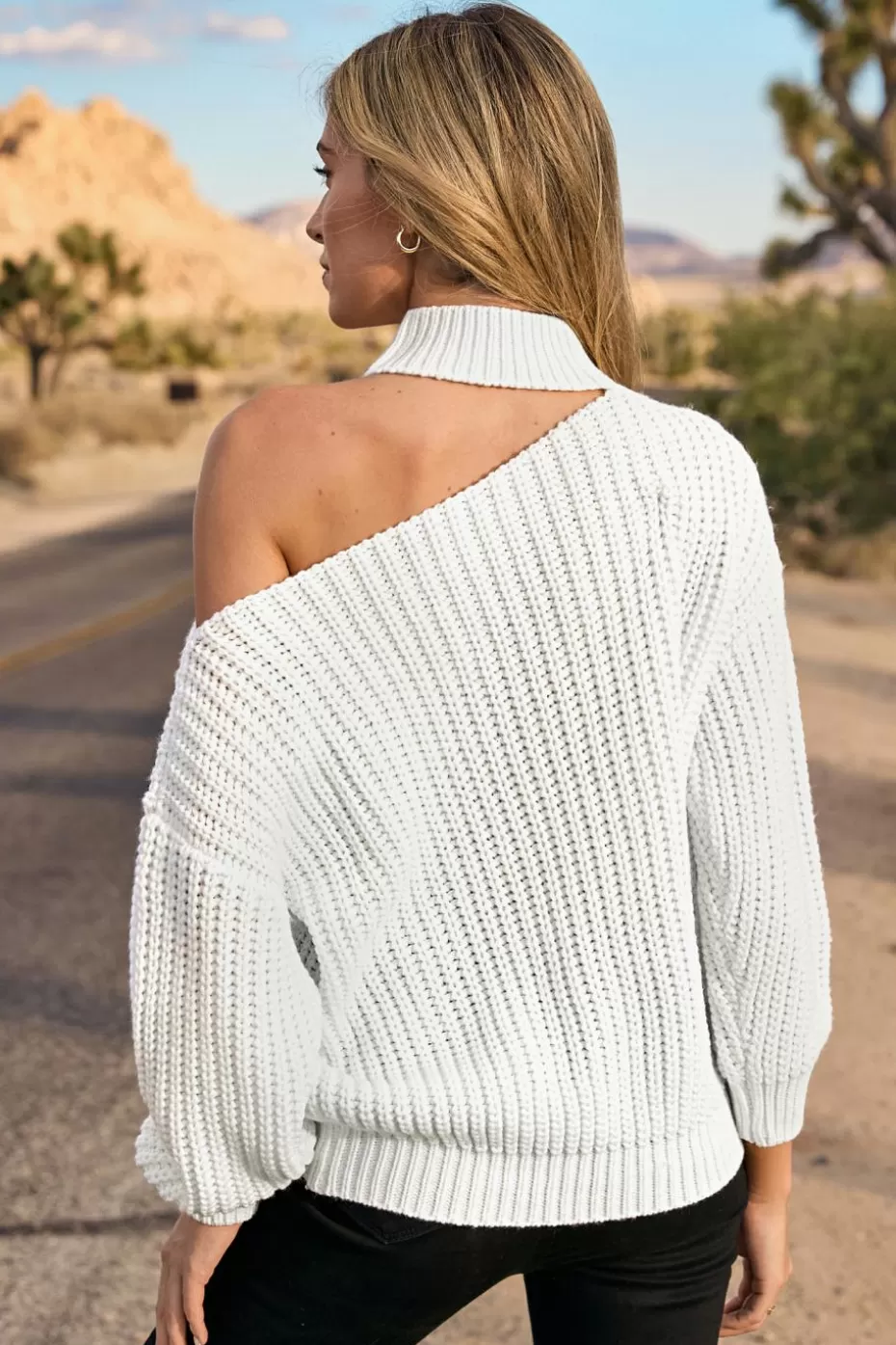 Clearance Cupshe Cutout Long Sleeve Mockneck Sweater White