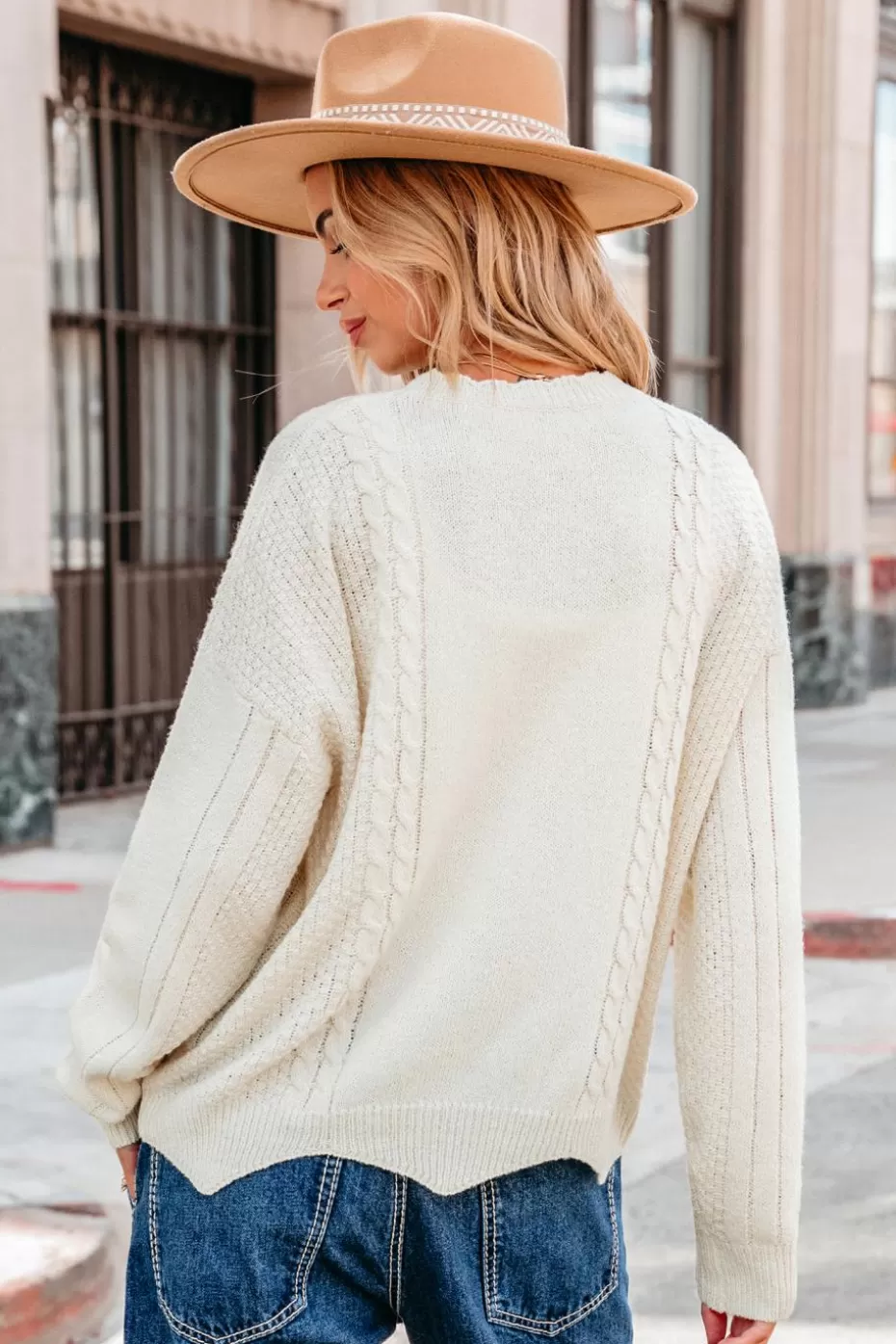 Cheap Cupshe White Scalloped Round Neck Long Sleeve Sweater Top Off White/Ivory